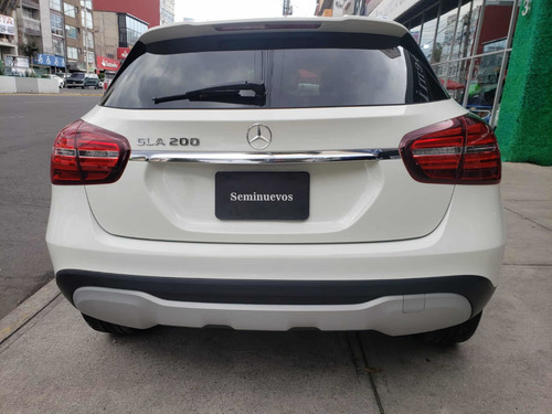 Imagen 6 de 14 de Mercedes-benz Clase Gla 2018 1.6 200 Cgi At