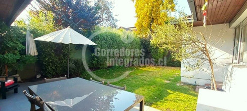 Venta Casa, Ubicación Privilegiada Sector Borde Río,vitacura