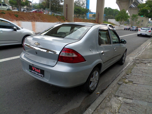 Imagem 6 de 9 de Chevrolet Prisma Lt 1.4 8v Flex 2012/2012