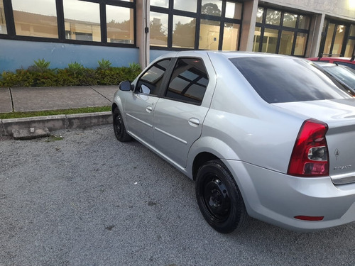 Imagem 2 de 6 de Renault Logan Expression 1.6 8v 2012/2013