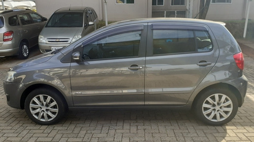 Volkswagen Fox 2012 1.0 Vht Total Flex 5p
