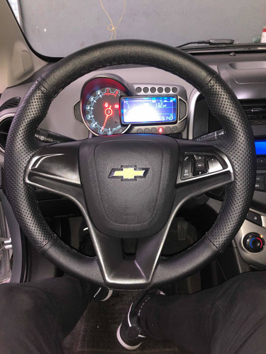 Imagem 12 de 12 de Chevrolet Sonic 2014 1.6 16v Lt 5p