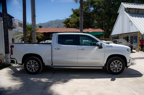 Chevrolet Cheyenne 6.2 2500 Doble Cab High Country 4x4 At