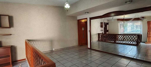 Casa En Venta, Jardines De Satélite, Naucalpan, 5 Recamaras.