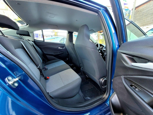 Imagen 12 de 14 de Chevrolet Onix 2021 1.0t Ls Std Modelo 2021
