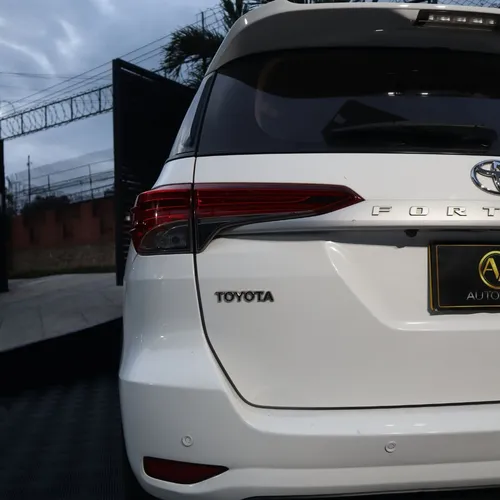 Toyota Fortuner 2.7l