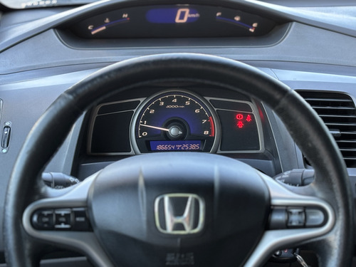 Honda Civic 1.8 Exs Mt