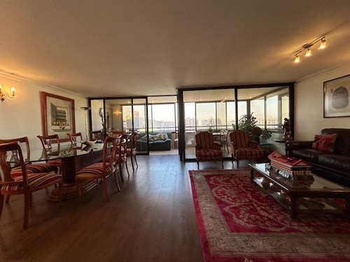 Departamento En Venta De 6 Dorm. En Vitacura. 4 Estac, 2 Bod