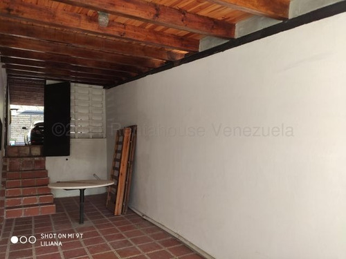 Imagen 9 de 28 de Venta De Casa En Colinas De Los Chaguaramos