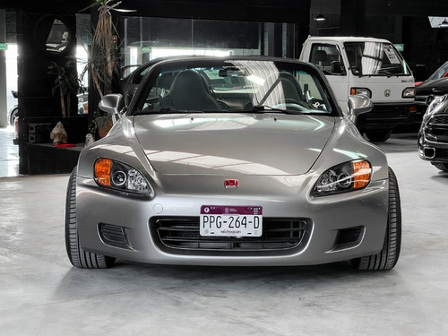 Honda S 2000 2003