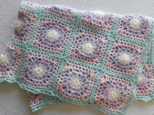 Manta Artesanal Tejida A Mano Crochet Verde Model 69 Liquido