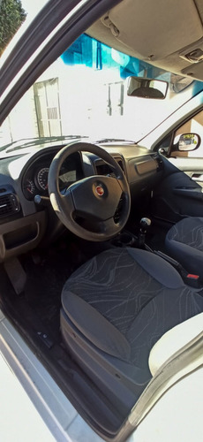 Imagem 3 de 12 de Fiat Siena El 1.0 2013 Branca