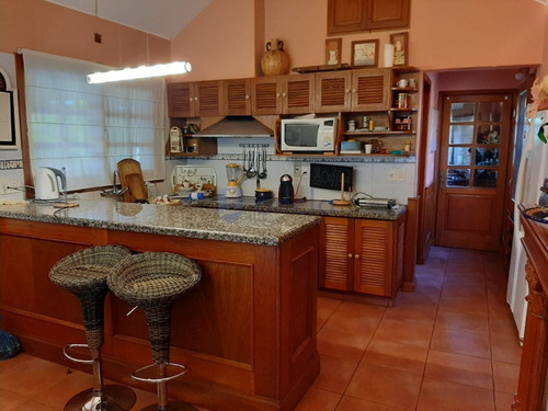 Punta Del Este, Zona Beverly Hills - Ref: 2