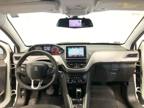 Peugeot 208 Flamante!!!