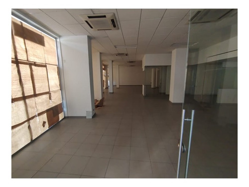 Imagen 10 de 16 de Arriendo Local Comercial Centro Barranquilla