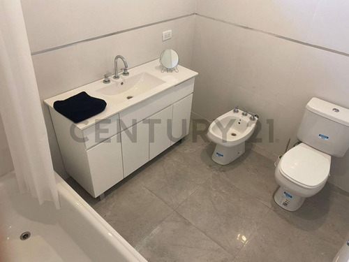 Venta De Casa 4 Ambientes En El Nacional, General Rodríguez