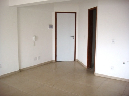 Comercial Para Aluguel, 0 Dormitórios, Praia Campista - Macaé - 827
