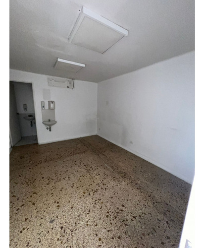 Casa Comercial En Arriendo Centro De Medellin