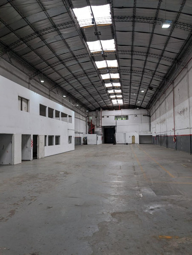 Depósito En Alquiler - Oficinas - Baños - Cocheras - 1.280mts2 - Paternal