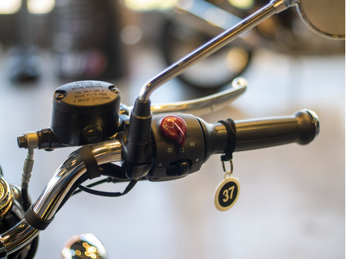 Imagen 14 de 25 de Royal Enfield Classic 350 Halcyon Black Reserva La Tuya Ya!