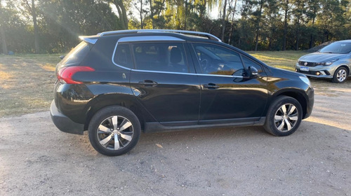 Imagen 10 de 15 de Peugeot 2008 2016 1.6 Feline