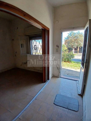 Edificio En Block En Venta En Lomas De Zamora, G.b.a. Zona Sur, Argentina