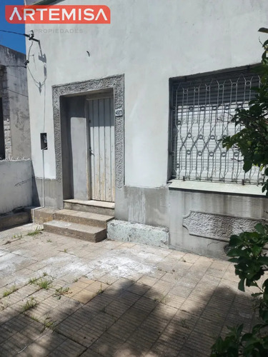 Inversionista: Apartamentos, Deposito Y Garage.