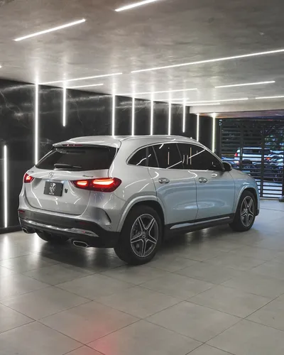 Mercedes-Benz GLA 250 2.0 4matic
