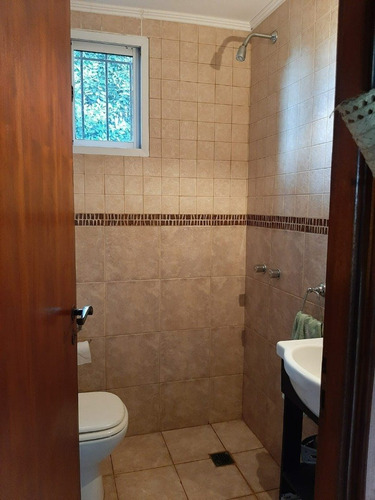 Imagen 12 de 18 de Excelente Casa Quinta Sobre Lote De 6615 Mts2