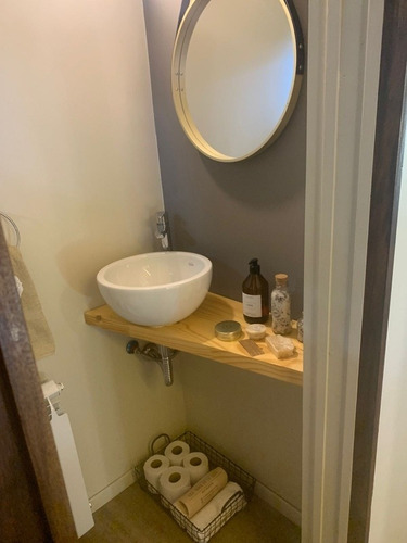 Imagen 4 de 15 de San Martin De Los Andes. Hermoso Departamento Dúplex De 3 Ambientes, 2 Dormitorios Y 2 Baños Para 4 Personas (como Máximo), Ubicado En El Centro De La Ciudad, Con Parrilla Y Laundry De Uso Común.