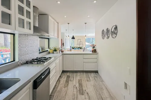 Casa En Venta En La Calera. Cod V7479