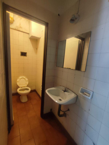 Local Comercial En Flores Centro