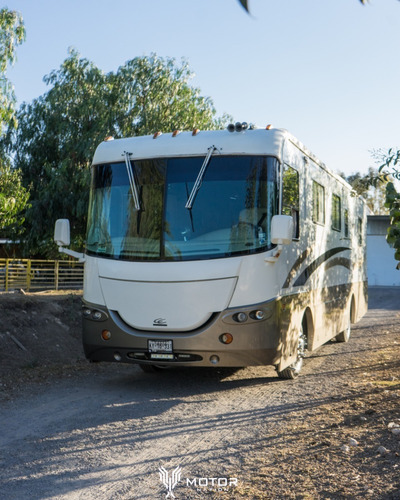 Imagen 2 de 15 de Rv Freightliner Cross Country 2002