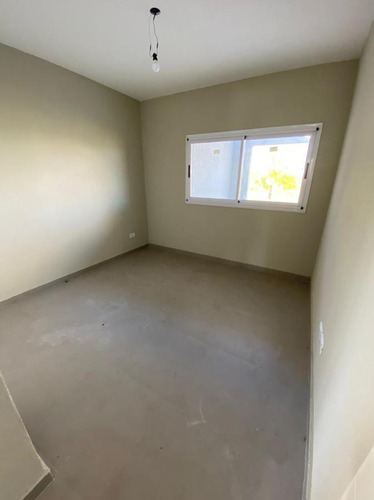 Imagen 10 de 26 de Casa En Venta En El Canton - Maroto Propiedades-