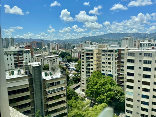 Se Vende Apartamento 165m2 Los Palos Grandes 3898