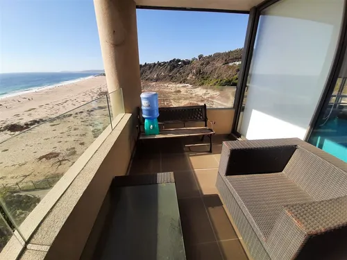 Departamento En Venta De 3 Dorm. En Algarrobo