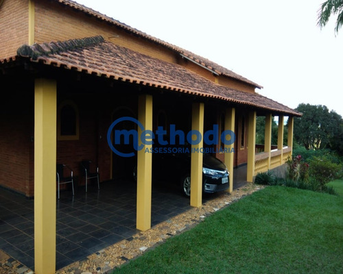 Belíssima Chácara Com 2 Casas, Churrasqueira E Forno A Lenha 2..000m² De Amplo Terreno - Ch00019 - 68211422