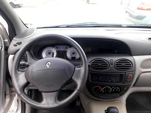 Renault Scenic Privilege 2.0 16v(aut.) 4p
