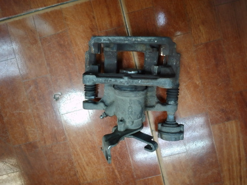 Caliper Trasero Izquierdo Y Derecho Chevrolet Orlando