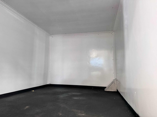 Nissan NP300 2.5 TDI CAJA SECA MT