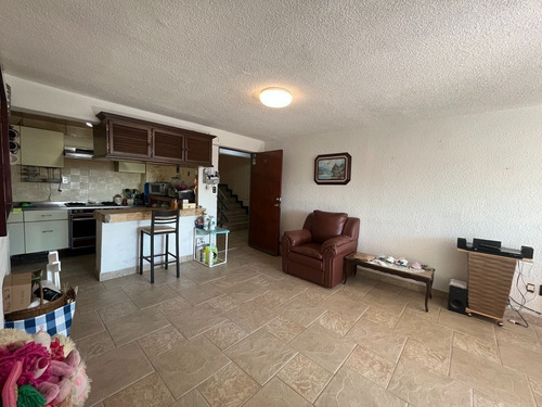 Imagen 3 de 14 de Vendo Lindo Departamento En Jardines De Atizapan, Atizapan