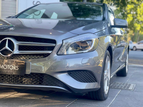 Imagen 19 de 25 de Mercedes-benz Clase A 1.6 A 200 Urban Be 156cv
