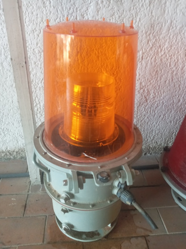 Lámpara O Luz De Señalizacion Para Puertos,baliza Giratorio