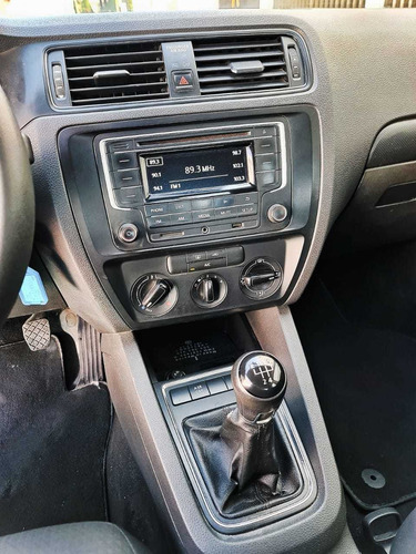 Volkswagen Jetta 2.0 L4 Mt 2018