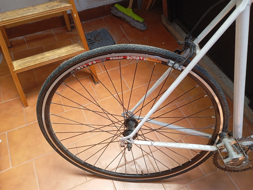 Bicicleta Media Carrera R29 Para Terminar De Armar Blanco 54 Cm (Usado)