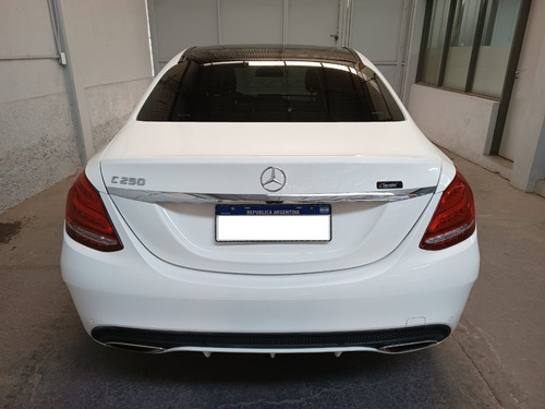 Imagen 5 de 8 de Mercedes Benz C250