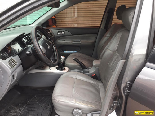 Mitsubishi Lancer Touring Sincronico