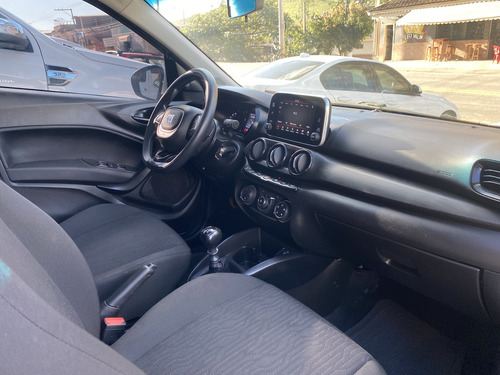 Fiat Cronos 1.0 Drive Flex 4p