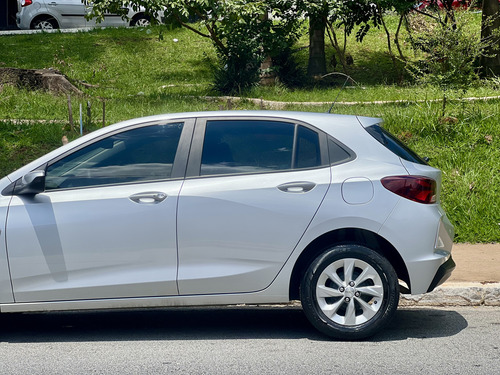 Chevrolet Onix 1.0 Lt 5p