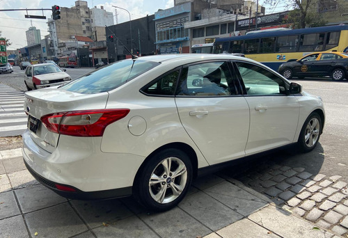 Ford Focus III 2.0 Sedan Se Plus At6